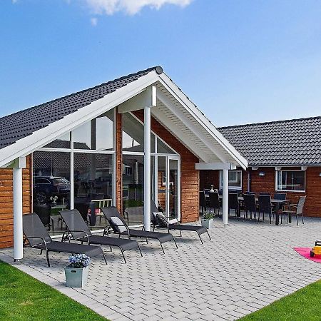 12 Person Holiday Home In Hasselberg Kappeln Room photo